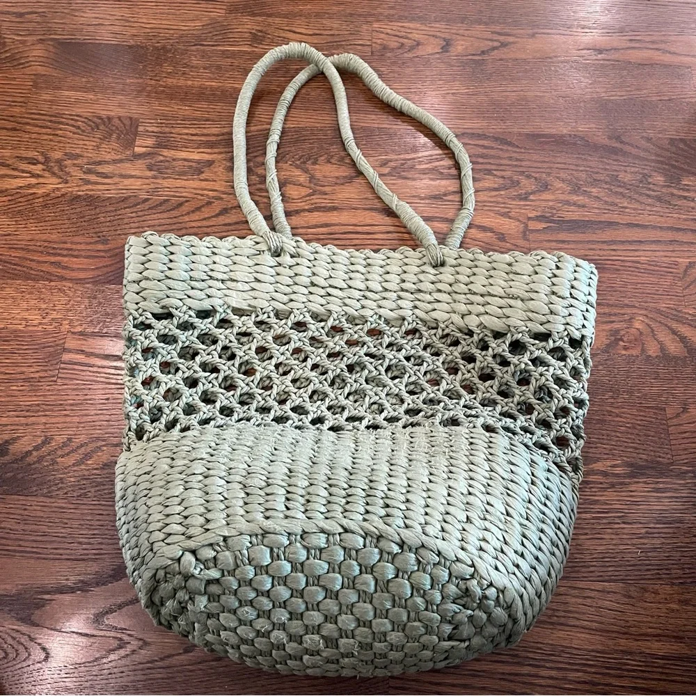 SHADE & SHORE Green Paper Raffia Woven Tote Beach Bag